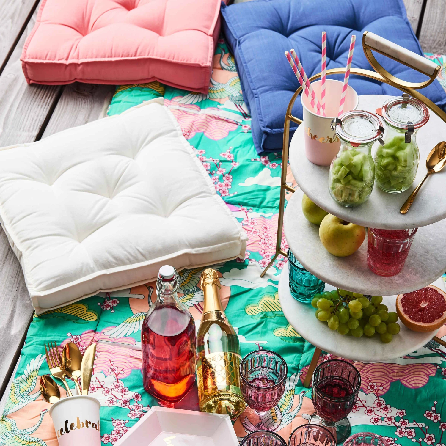 Etagere 3-stufig Höhe 65cm MARBLE In Weiß 5 Etagere 3-stufig Höhe 65cm MARBLE In Weiß – Bild 5