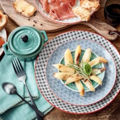 Mini-Auflaufform Rund 190ml C'EST SI BON In Petrol 7 Mini-Auflaufform Rund 190ml C'EST SI BON In Petrol -Butlers butlers mini auflaufform rund 190ml cest si bon in petrol 3