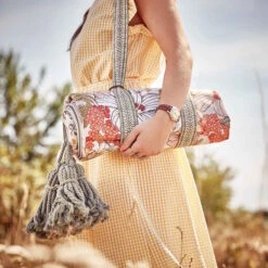 Butlers -Butlers butlers picknickdecke l 175 x b 154cm between flowers in creme 1