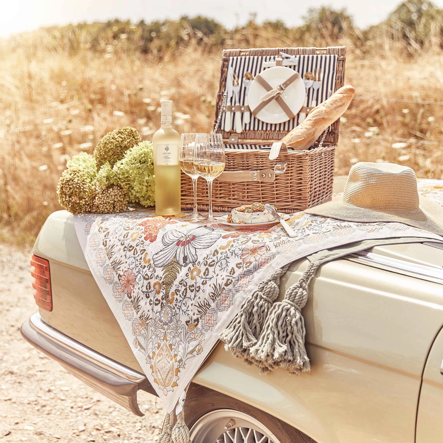 Picknickdecke L 175 X B 154cm BETWEEN FLOWERS In Creme 8 Picknickdecke L 175 X B 154cm BETWEEN FLOWERS In Creme – Bild 8